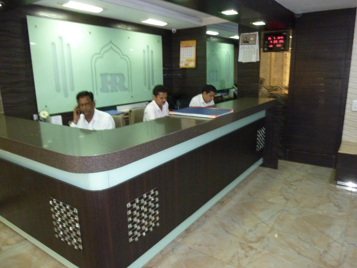 Hotel Regal Palace Mumbai Exterior photo